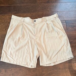 Savane Men's Tan Pleated Performance Shorts 44